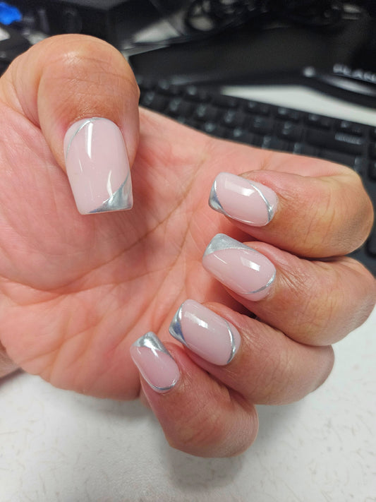 Chrome Kiss shorties 💋