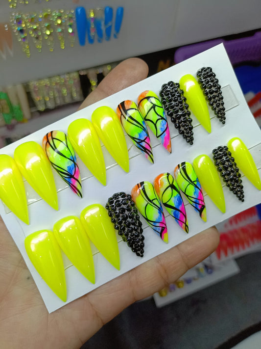 Custom Nails Aubrey